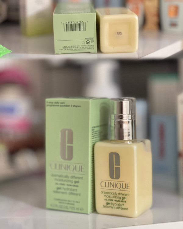 تصویر محصول آبرساندراماتیکالیکلـینیکپوستچربحجم125میل